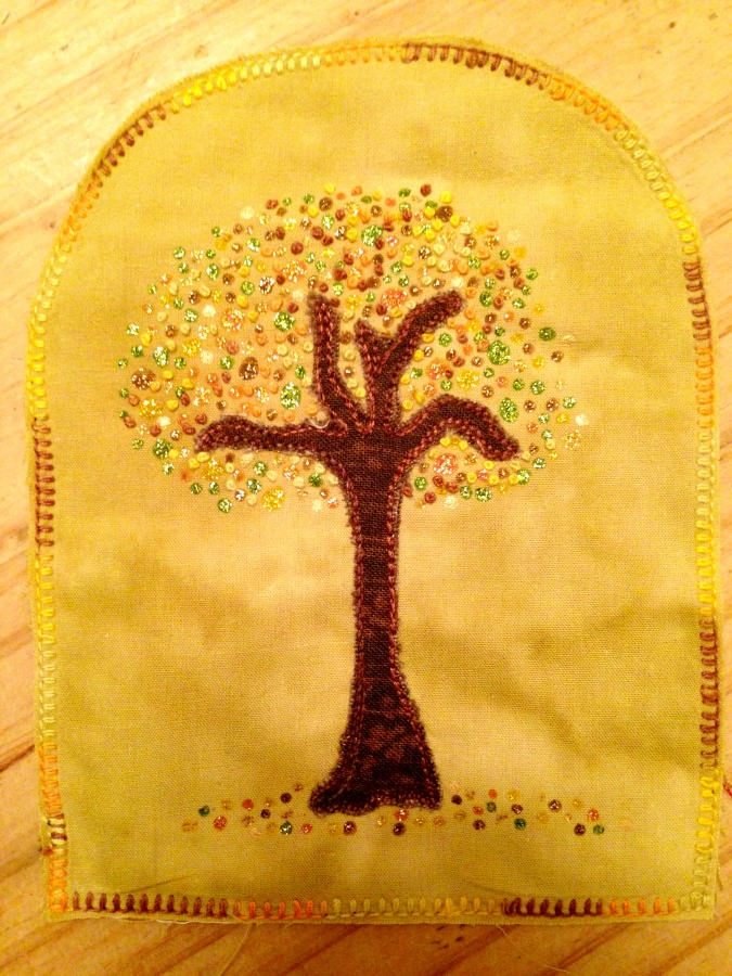 embroidery tree glitter liners